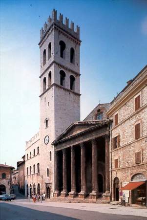 Umbria - Assisi Tempio Minerva