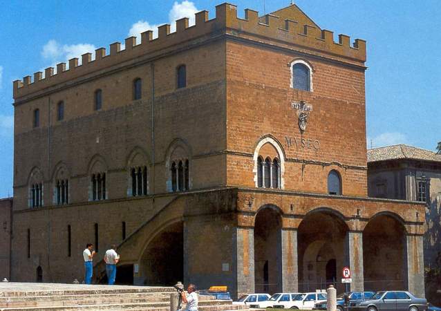 Umbria - Orvieto ( Palazzo dei Papi )