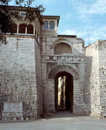 Umbria - Perugia ( Arco Augusto )