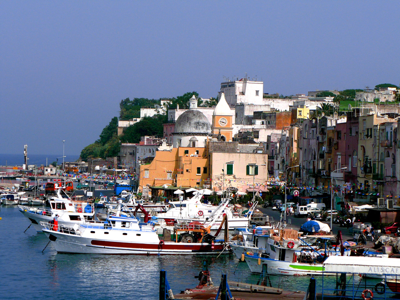 Procida, porticciolo di Marina Grande